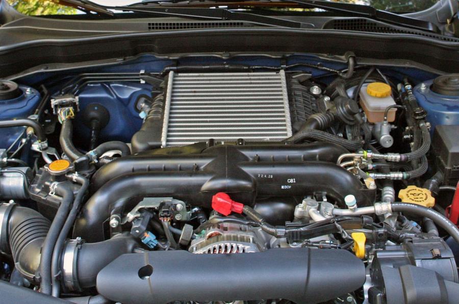  Subaru Impreza WRX 2011 года  (фото 23 из 39)